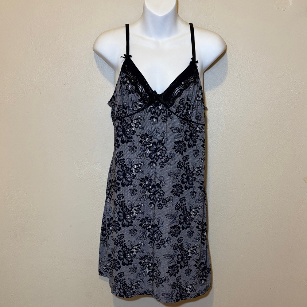 Morgan Taylor Floral Lace Chemise - Black and Gray